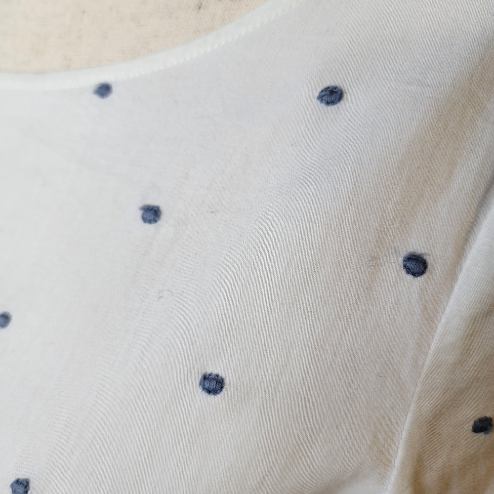 White & blue polka dots peplum blouse, flowy long button down back - Picture 4 of 10